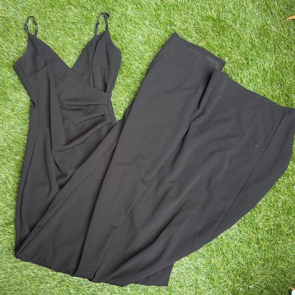 Emerald sundae black maxi dress